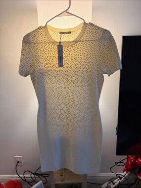Alice + Olivia Cream Short Sleeve Embellished Sheath Dress